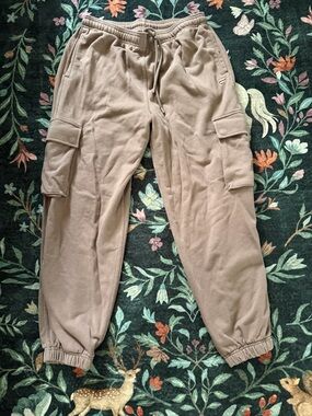 Fabletics Year Round Cargo Jogger Sweatpants